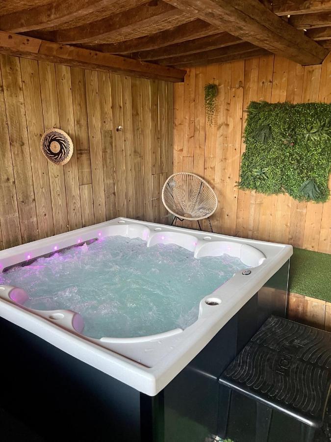 Готель Gite & Spa La Perle Verte Versainville Екстер'єр фото