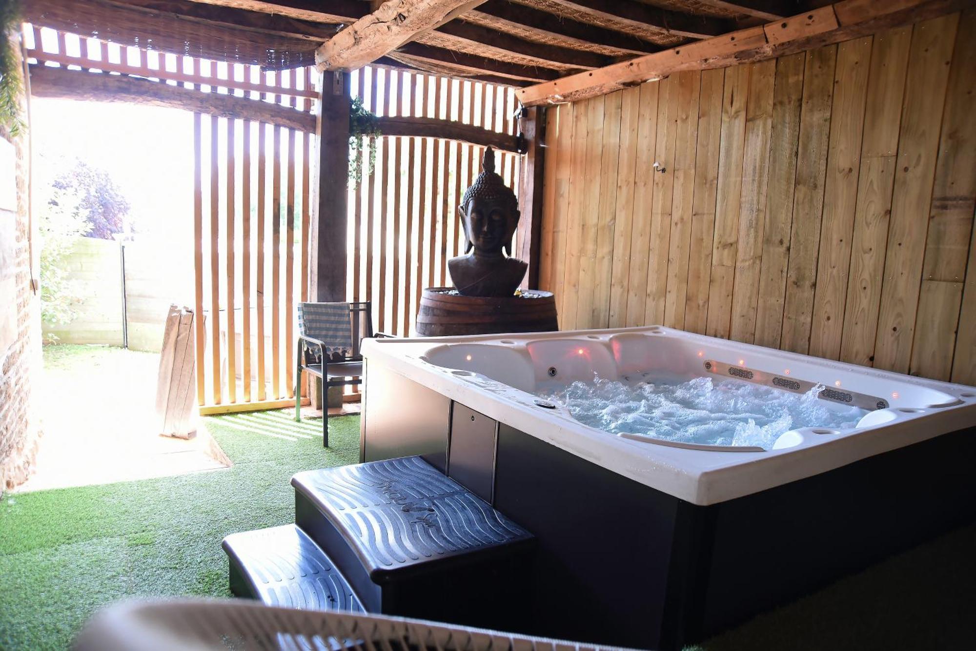 Готель Gite & Spa La Perle Verte Versainville Екстер'єр фото